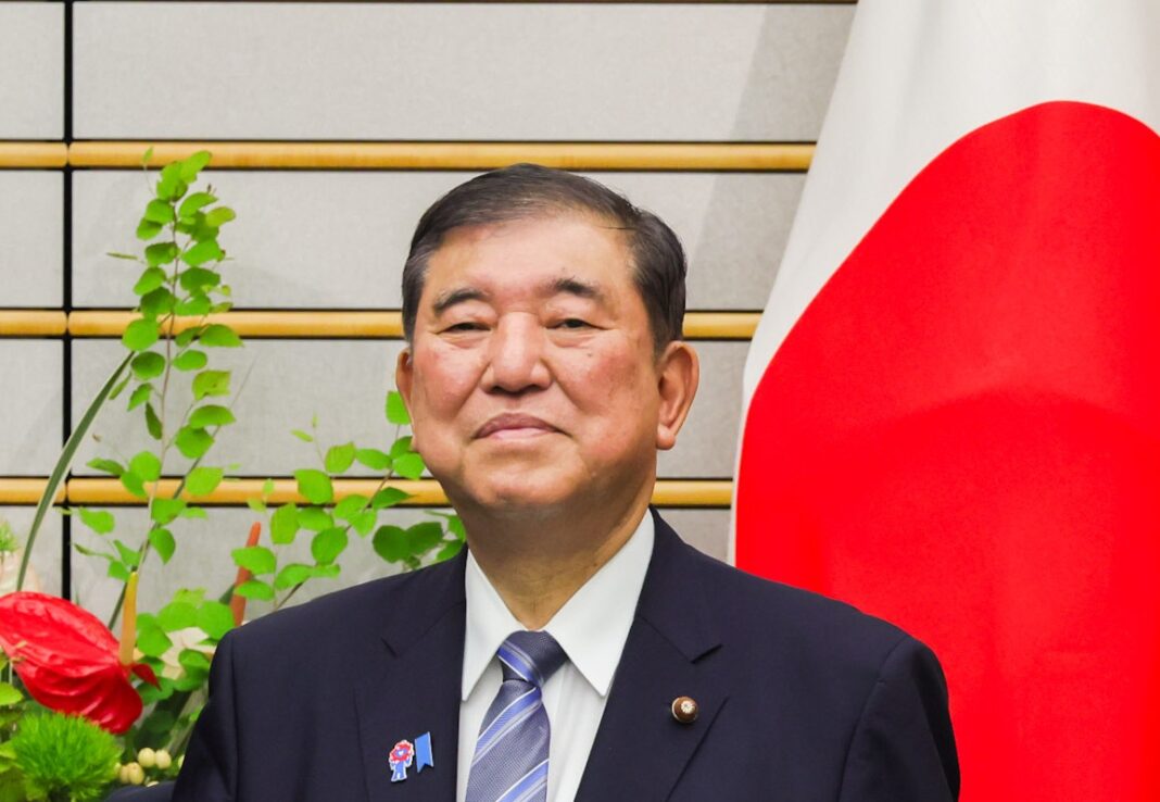 Shigeru_Ishiba_and_Santiago_Peña_at_the_Japanese_Kantei_2025_(1)