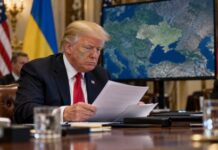 Trump Delays New Russia Sanctions Amid U.S.-Ukraine Tensions and Energy Deal